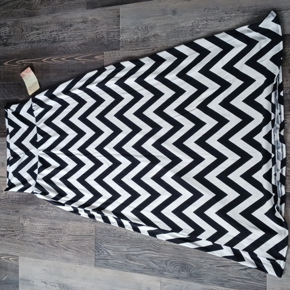 High rise skirt